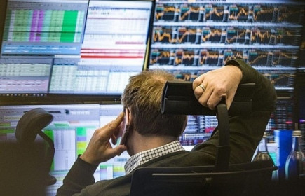Khối ngoại bán ròng: Do Việt Nam không "bắt trend" AI