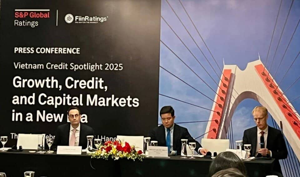 Việt Nam cần làm gì trước cơ hội nâng hạng tín nhiệm?