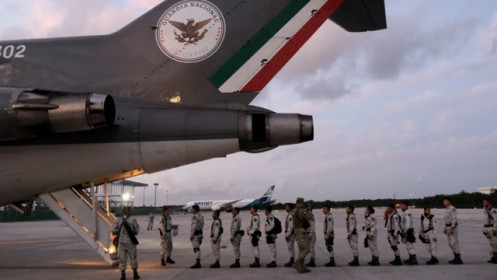 Mỹ phát tín hiệu kèm điều kiện nới thuế quan cho Canada và Mexico