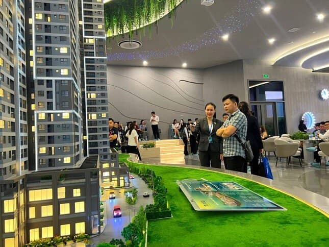 Giá chung cư tăng cao, cơ hội nào cho người trẻ mua nhà? ảnh 1