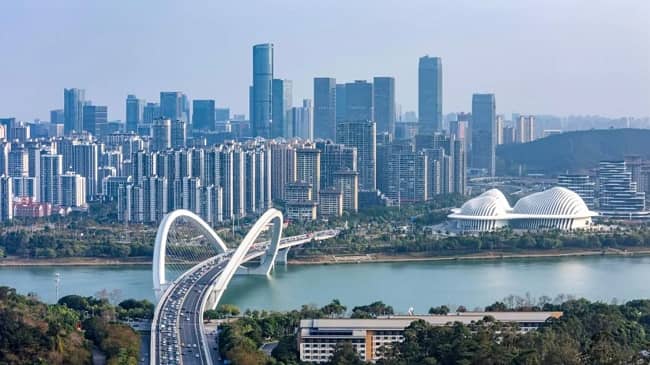 Trung Quốc tung loạt biện pháp kích thích, nhắm mục tiêu tăng trưởng tham vọng