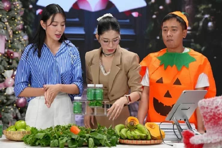Lùm xùm kẹo rau củ Kera: "Cháy nhà" mới ra… hoa hậu