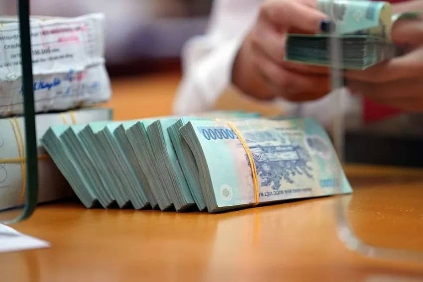Cổ đông ngân hàng nhận mưa vàng cổ tức