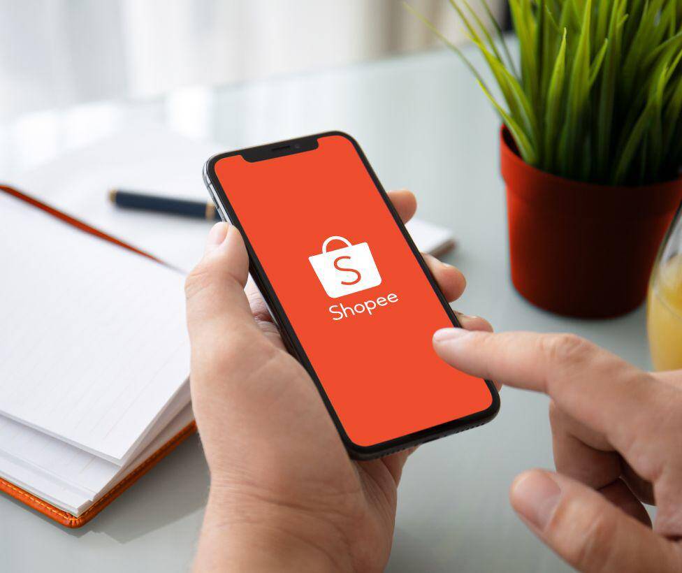 Nóng nhất trong ngày: Giá vàng tăng mạnh như vũ bão; Giá USD giảm thẳng đứng