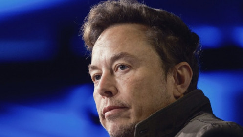 Cổ phiếu Tesla giảm không phanh, Elon Musk thừa nhận khó khăn