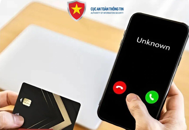 Dính bẫy thao túng tâm lý online, “tự nguyện” chuyển sạch tiền