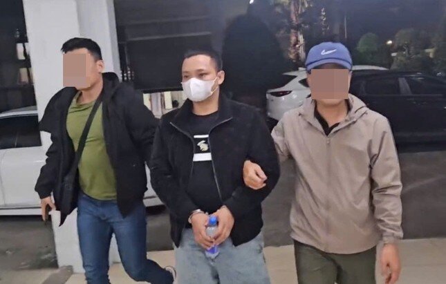 Lừa đảo hàng tỷ đồng rồi lập 10 sổ tiết kiệm ảnh 1