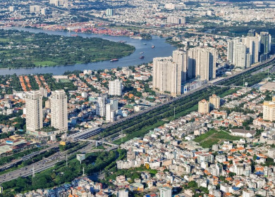 Tăng trưởng kinh tế 2025: Chờ gió đông!