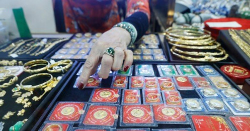 Nóng: Giá vàng phá vỡ mọi kỷ lục