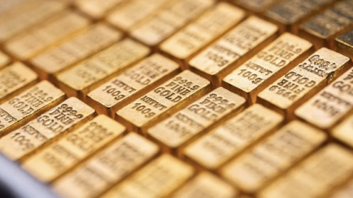 Giá vàng cao nhất mọi thời đại, “cá mập” SPDR Gold Trust miệt mài mua