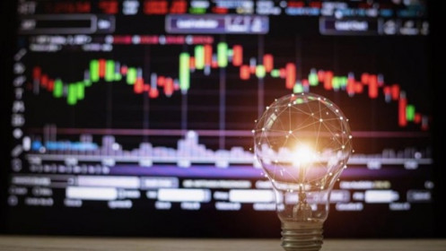 Lợi nhuận doanh nghiệp điện sẽ cải thiện trong năm 2025 nhờ giá bán lẻ điện tăng?