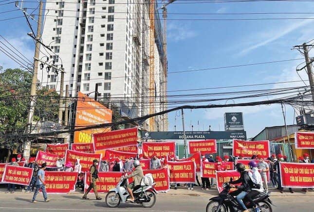 Cách gỡ tranh chấp cho hơn 1.000 khách hàng dự án Roxana Plaza ảnh 2
