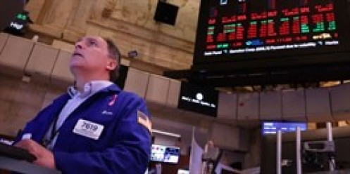 Dow Jones “bốc hơi” gần 1,700 điểm, S&P 500 và Nasdaq có phiên tệ nhất kể từ năm 2020