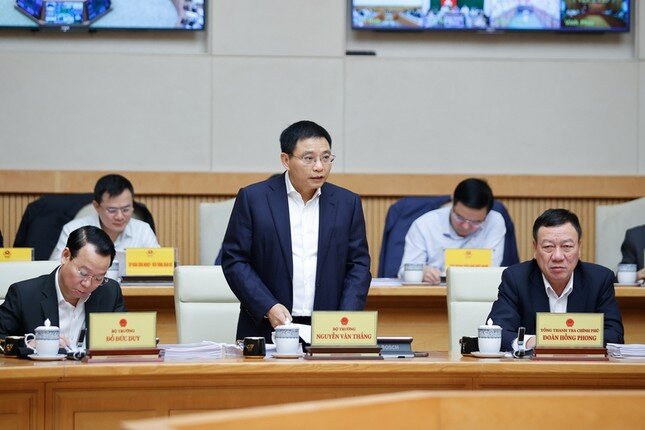 Việt Nam tiếp tục thuộc nhóm tăng trưởng cao nhất thế giới ảnh 1