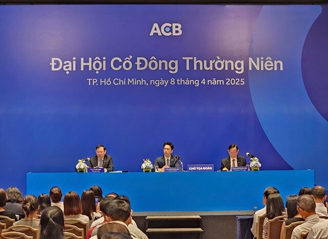 ĐHĐCĐ ACB: Mục tiêu lợi nhuận 23,000 tỷ đồng, chia cổ tức 25% bằng tiền mặt và cổ phiếu