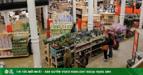Khả năng Mỹ rơi vào suy thoái được nâng lên 45% giữa đòn thuế nặng tay của ông Trump