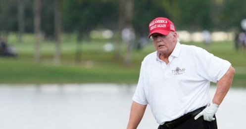Forbes: Thuế quan khiến Tổng thống Mỹ Trump thiệt hại 500 triệu đô la