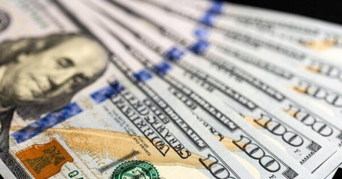 Lý do nhiều người mua gom USD