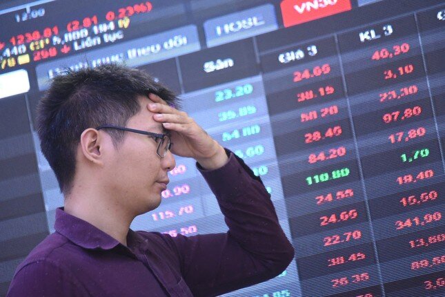 Chứng khoán tăng mạnh nhất lịch sử và tâm trạng hỗn độn của nhà đầu tư ảnh 2