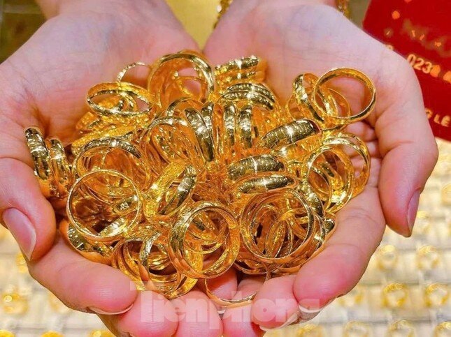 Tôi bán 100 chỉ vàng nhẫn lãi trên 300 triệu đồng ảnh 2
