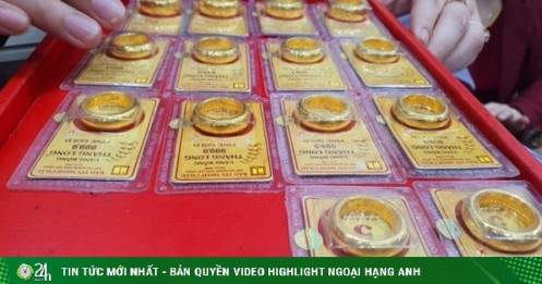 Giá vàng tăng “sốc”, vượt ngoài dự đoán: “Tôi mất quá nhiều tiền vì nghe lời khuyên của chuyên gia”