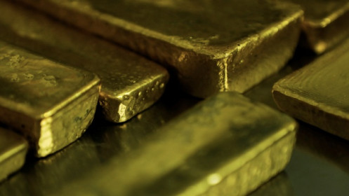 Chứng khoán Mỹ hồi phục, đồng USD suy yếu: Giá vàng trồi sụt trong vùng đỉnh lịch sử