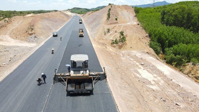 Sắp thông xe 5 dự án cao tốc, hợp long cầu Rạch Miễu 2 ảnh 1
