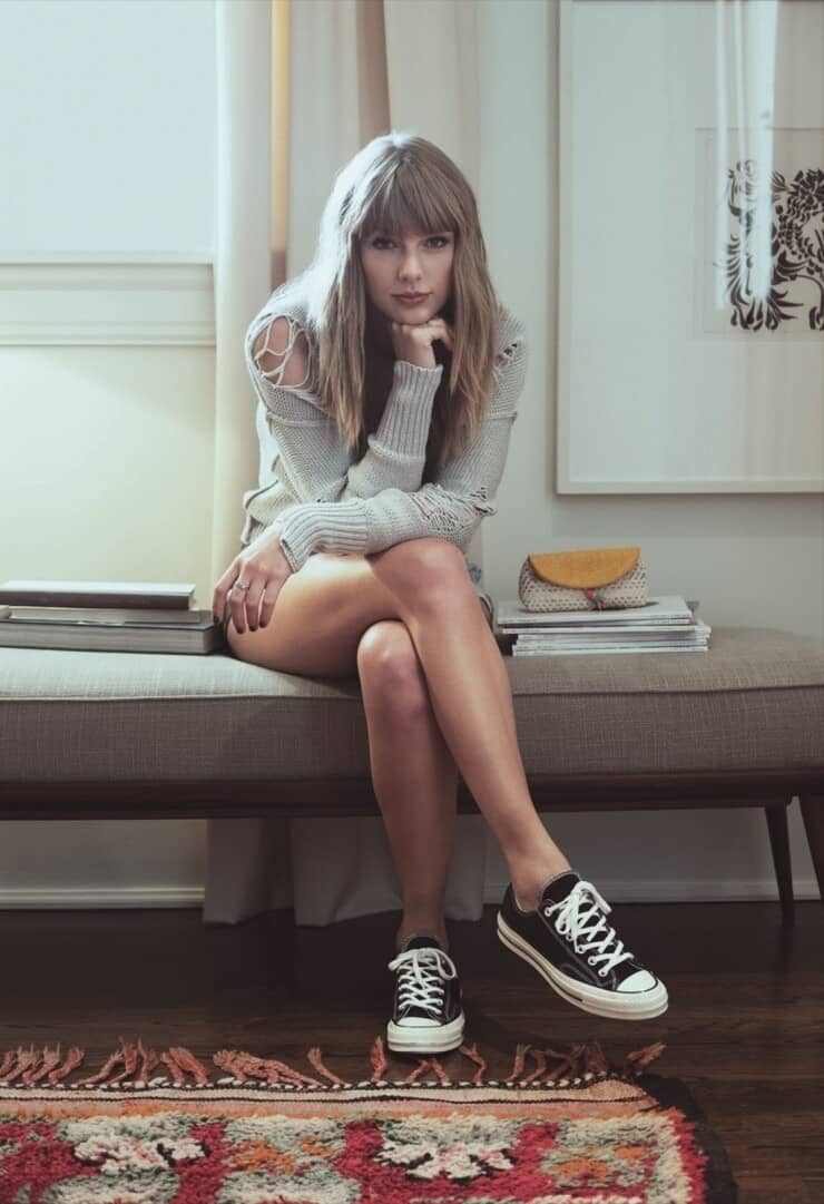 Bộ sưu tập sneakers của tỷ phú Taylor Swift