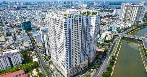 Nhà đầu tư bất động sản chờ cơ hội xuống tiền