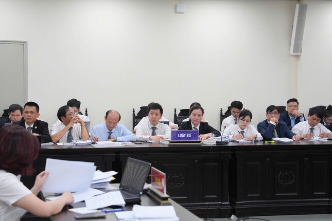 Giám đốc Cty Cổ phần Vàng Phú Cường hầu tòa vì vận chuyển trái phép 426 triệu USD qua biên giới
