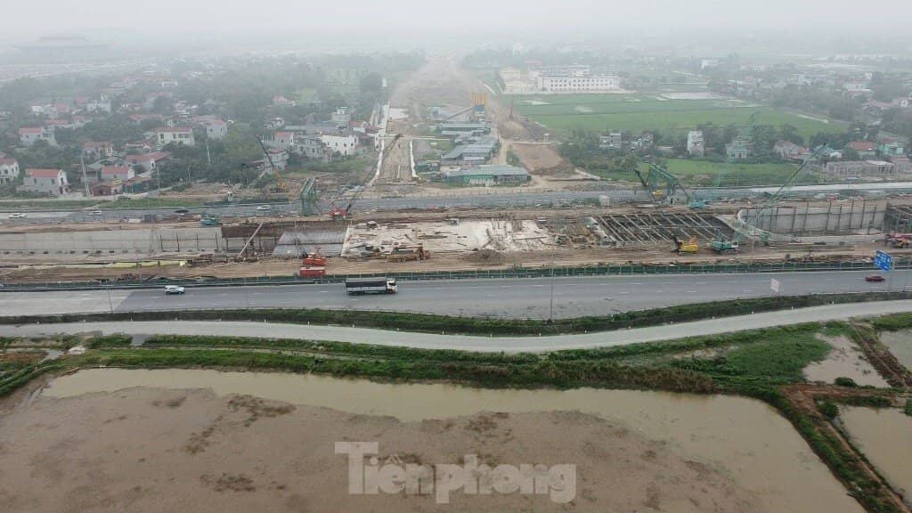 Đoạn đường Vành đai 5 đầu tiên nối với cao tốc Pháp Vân - Ninh Bình sắp hoàn thành
