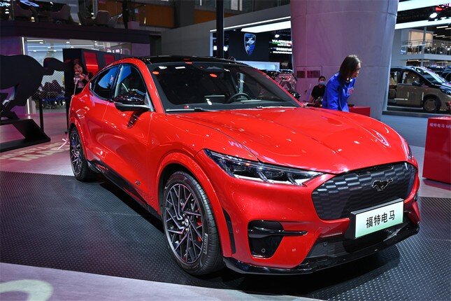Ford dừng xuất khẩu ô tô sang Trung Quốc