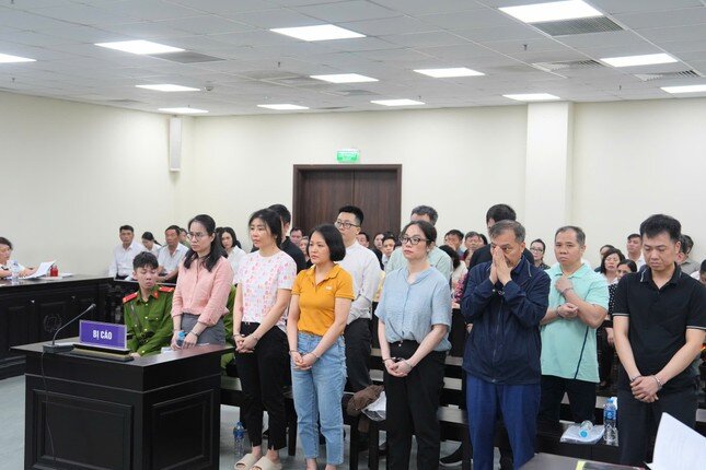Vụ vận chuyển 425 triệu USD qua biên giới: Giám đốc Công ty Vàng Phú Cường bị đề nghị 14 - 16 năm tù