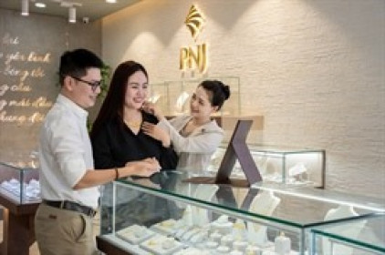 Cơ cấu doanh thu thay đổi, biên lãi gộp PNJ cải thiện trong quý 1