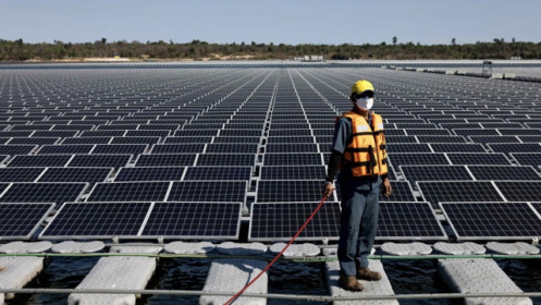 Mỹ mạnh tay áp thuế quan lên sản phẩm điện mặt trời từ Đông Nam Á