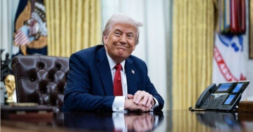 Ông Trump ký loạt sắc lệnh về thủy sản, tham vọng 'nước Mỹ trên hết'