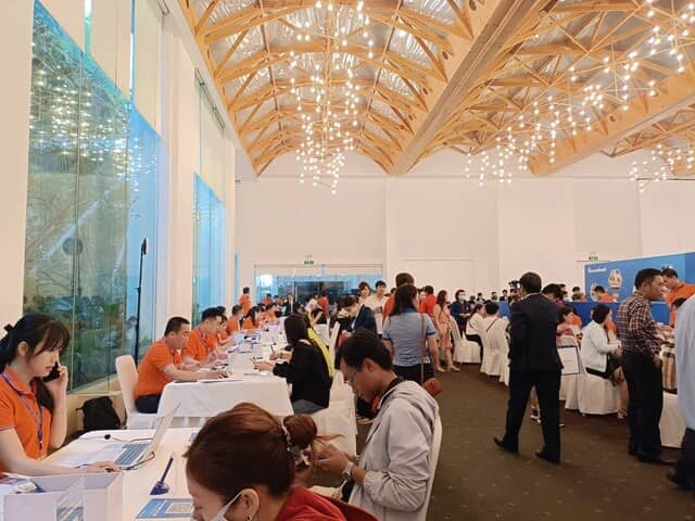 ĐHĐCĐ Sacombank: Mục tiêu lãi trước thuế tăng 15%, trình chia cổ tức