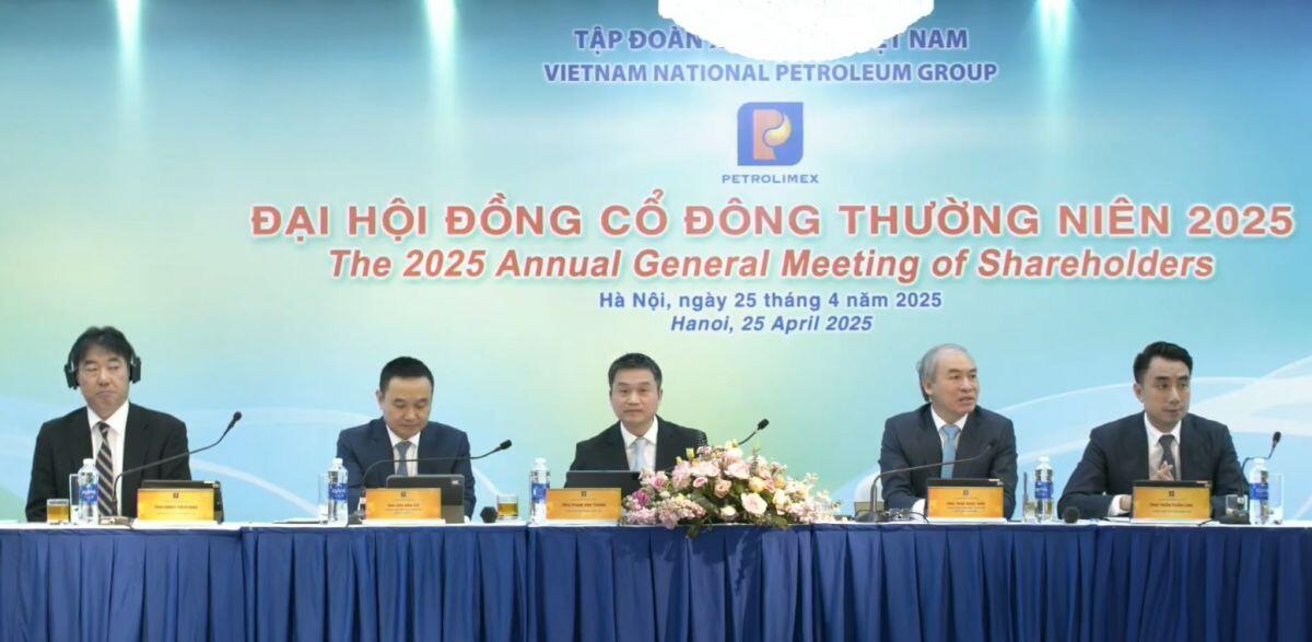 ĐHĐCĐ PLX: Tinh gọn bộ máy cho chiến lược dài hạn, giá dầu thế giới có thể biến động giảm