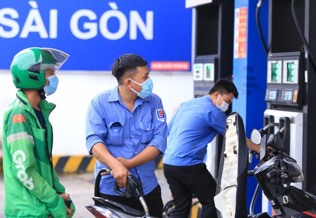 Đảm bảo cung cấp đủ xăng dầu trong mọi tình huống