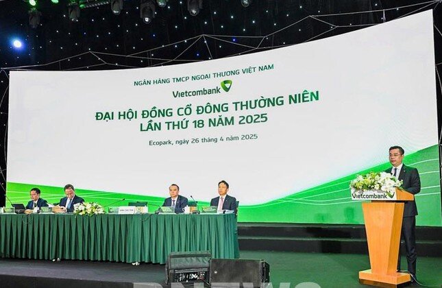 Tiết lộ việc 'xóa nợ' của các ngân hàng sau chuyển giao bắt buộc