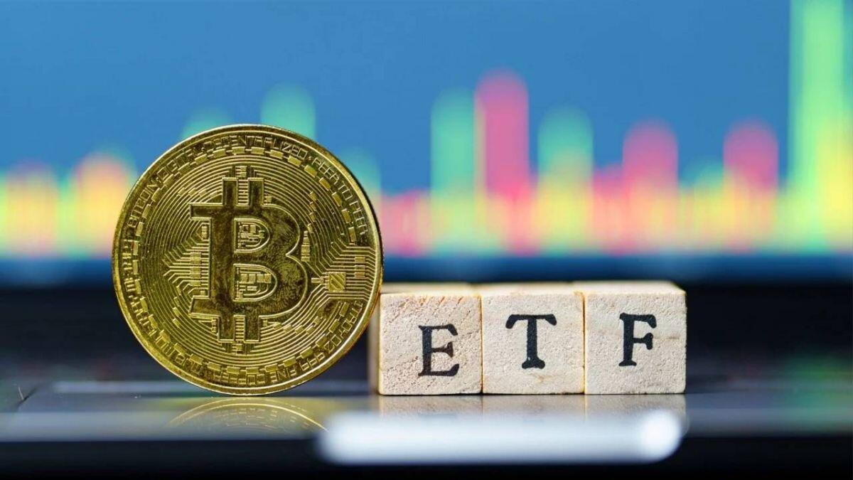 Theo dữ liệu từ Farside Investors, 11 quỹ ETF Bitcoin spot của Mỹ đã chứng kiến tuần giao dịch khởi  ...
