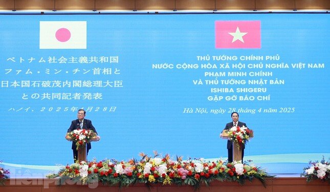 Việt Nam – Nhật Bản nghiên cứu thành lập cơ chế hợp tác mới, ký thỏa thuận bán dẫn