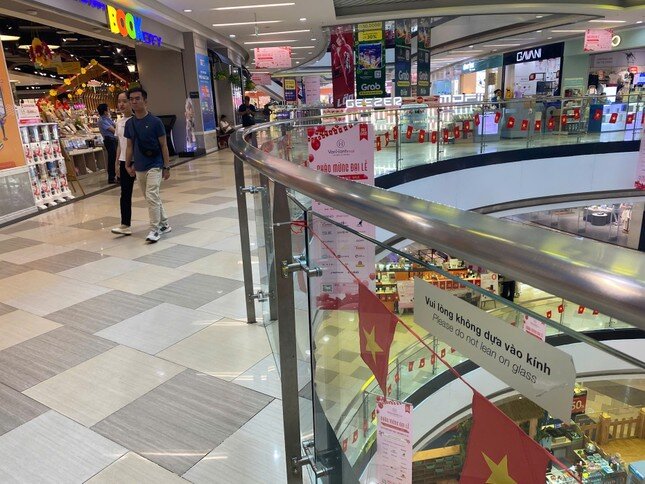 Vạn Hạnh Mall liên tục gặp điều không may, chủ đầu tư là ai?