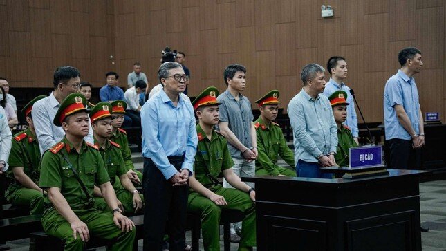 Vụ EVN thiệt hại hơn 1.000 tỷ đồng: Cựu Thứ trưởng Bộ Công Thương Hoàng Quốc Vượng lĩnh 6 năm tù