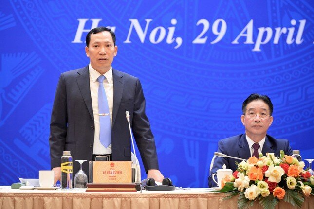 Cựu Bí thư Tỉnh ủy Bắc Ninh Nguyễn Nhân Chiến và Chủ tịch Tân Hoàng Minh Đỗ Anh Dũng được đặc xá