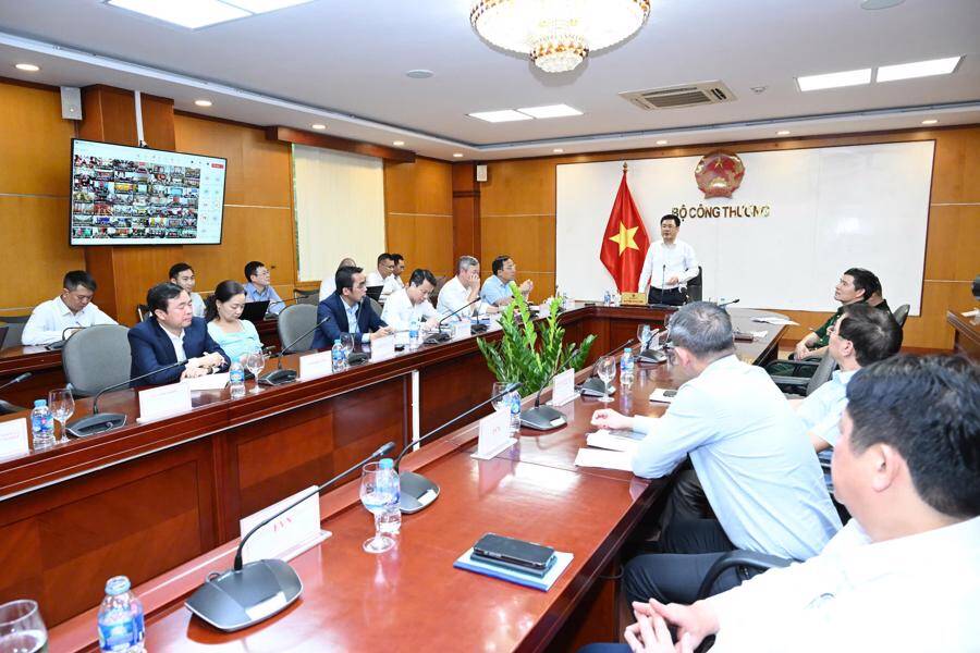 Công bố Quy hoạch điện 8 điều chỉnh: Tập trung triển khai đồng bộ, đảm bảo an ninh năng lượng