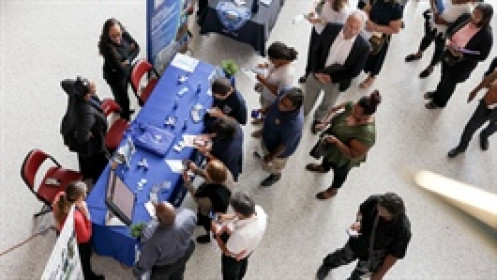 Thị trường lao động Mỹ vẫn mạnh, có thêm 177,000 việc làm trong tháng 4