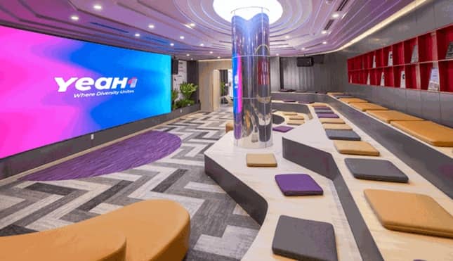Nhà sản xuất 'Anh trai vượt ngàn chông gai' có cổ đông lớn
