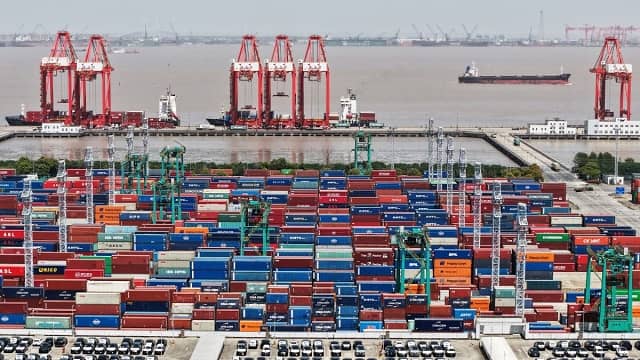 Doanh nghiệp logistics miền Trung thưởng cổ phiếu tỷ lệ "khủng" hơn 158%