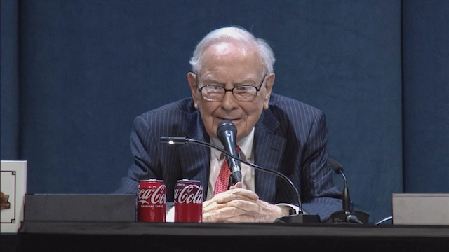 Kết thúc một kỷ nguyên: Warren Buffett đề xuất trao chức CEO Berkshire Hathaway cho Greg Abel